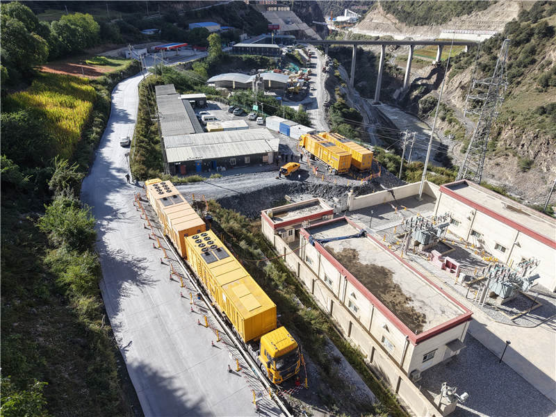 1000KW中压发电车