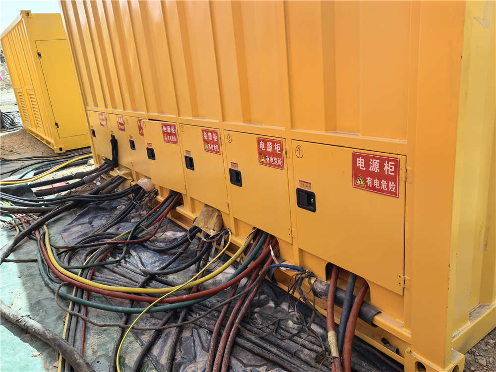 牛苦头矿区22MW中压发电车(图3)